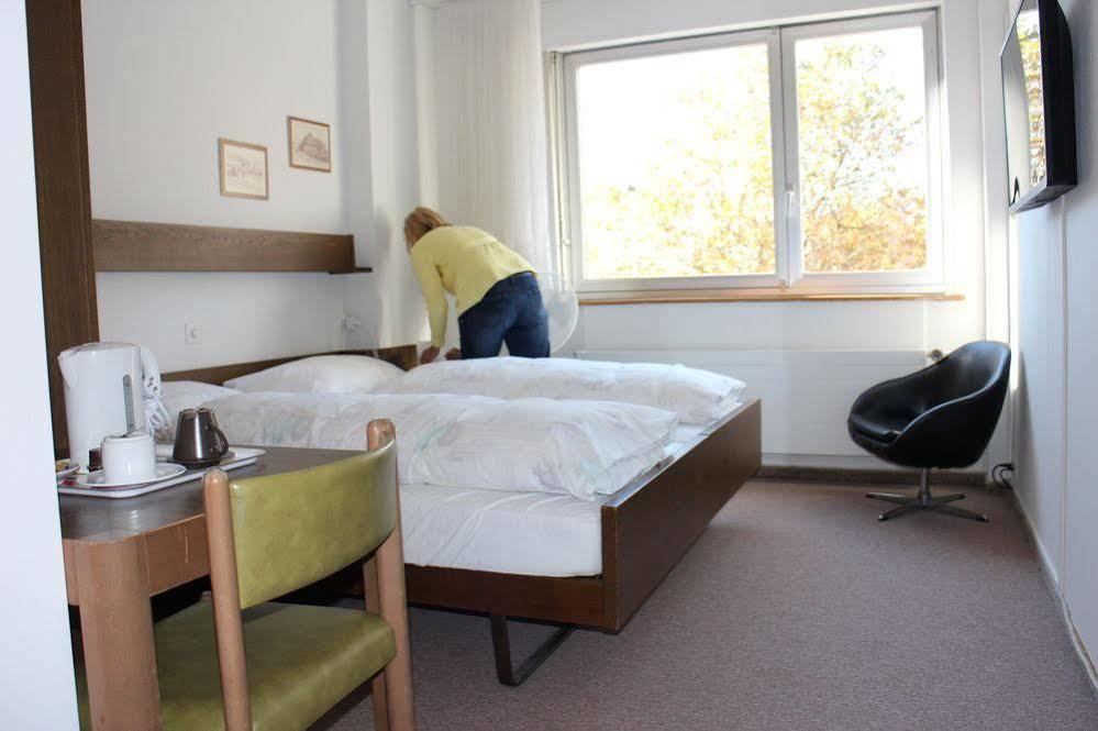 Bahnhof Otel Interlaken Dış mekan fotoğraf